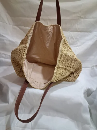 Plastic-Raffia